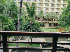 -亚龙湾喜来登·美景台大堂吧