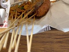 -乐彡炸串·烤苕皮(西单华威约饭街店)