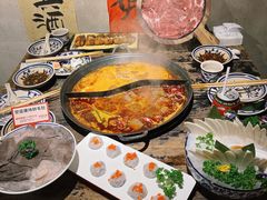 -旧街市鲜货老火锅(大光路店)