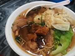 牛腩鲜虾云吞-正斗面家