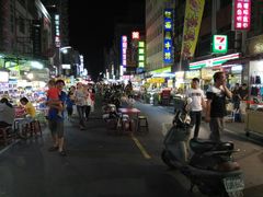 -六合夜市