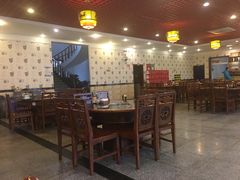 大堂-九尺赵老四鲜鹅肠火锅
