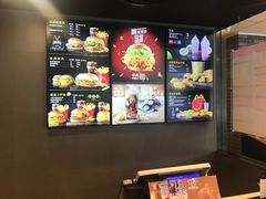 -麦当劳(保利若比邻店)