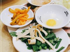 -桥香园云南过桥米线(金马碧鸡店)