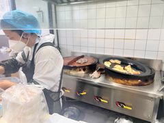 -黄阿姨锅贴大王(万航渡路店)