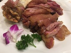 椒盐咸蹄髈-新南华大酒店(广中店)