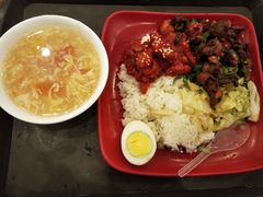 辣子鸡糖醋里脊双拼套餐-华中科技大学东教工食堂