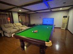 -水中央富硒温泉