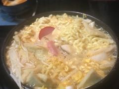 鱼饼拉面-炙韩料理·部队锅专门店
