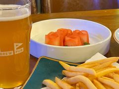 -爱啤精酿·民谣酒馆(滨江店)