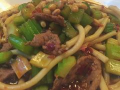 牛肉炒米粉-疆Jiang·新疆秘制料理