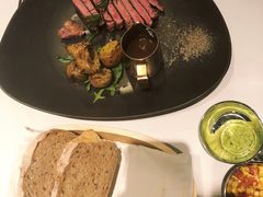-GreyWhale灰鲸餐厅(武汉国际广场店)