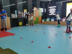 -乐翔轮滑(中庚漫游城店)