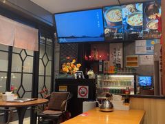 -蟹黄鱼·海派深夜面馆(巨鹿路店)