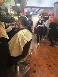 -红人馆造型十添