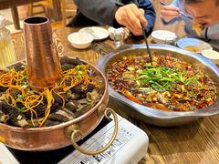 -乡土特色.冷锅鱼.牦牛肉汤锅