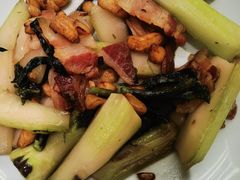 -荷花亭·湖北融合菜(中商广场店)