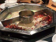 -佬土鹅肠火锅(扬中步行街店)