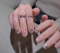 -QHOUSE美甲美睫