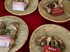 -滇釜火锅·能喝汤的火锅(车公庄店)