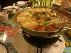-闯关东东北农家菜(崂山石老人店)