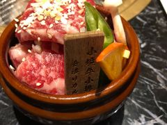 -山川小町·极番烧肉(新地假日广场店)