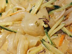 -关东小磨东北菜(上海长风大悦城店)