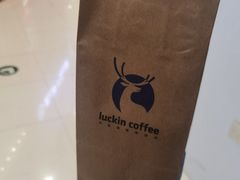 -瑞幸咖啡(凯德埃德蒙顿路店)