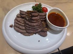 -丝路天山酒店(国际大巴扎店)