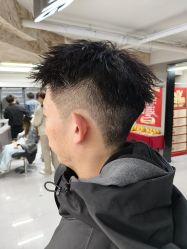 -宫铭烫发染发接发店
