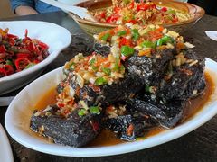 油炸臭豆腐-湘肠香火锅店(团结湖店)