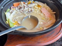 -雾山韩式烤肉·海南糟粕&椰子鸡火锅·海景餐厅(三亚绿发山海天JW万豪酒店)