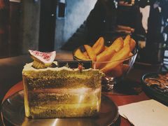 抹茶蛋糕-邊渡咖啡