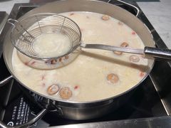 -尚尚仙·酸汤猪手·猪肚鸡火锅(华联万柳购物中心店)