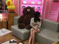 -LINE FRIENDS Garosu-gil Flagship Store