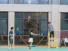 -莱茵体育生活馆