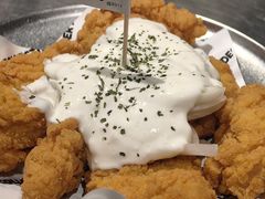-W COLLECTIVE  DESSERT SHOP