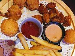 -多嘴超级肉蟹煲(杉杉国潮主题店)