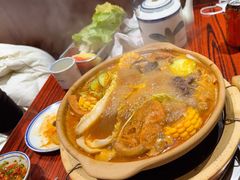-沙胆彪炭炉牛杂煲(上海日月光广场店)