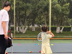 -成都高新创新角度网球俱乐部