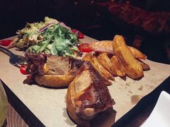 -The Cheebat 锌吧·Bistro(体育西店)