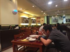 大堂-宏状元现熬粥·京味菜(三里河店)