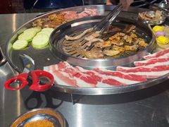 -哈哈碳都·牛肋条无限自助烤肉(宝龙店)