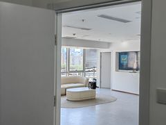 -聚云奢二手奢侈品黄金手表包包回收·中古店(三里屯总店)