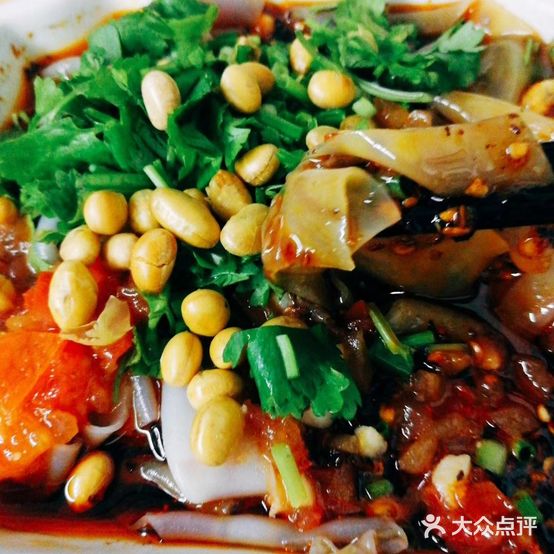 牛师傅独味习水豆腐皮火锅