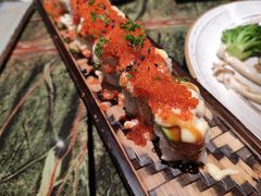 牛油果三文鱼卷-炙柒Sekinana·精致料理 烧鸟·铁板烧(海上世界店)