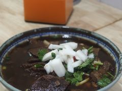 -牛师傅牛肉面(尚隆路店)