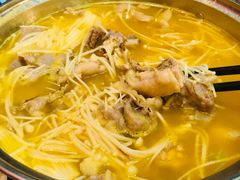 -芳村榕树头叹佬鸡煲(体育西店)