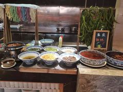 自助调料区-美食汇自助餐厅(兰州万达文华酒店)