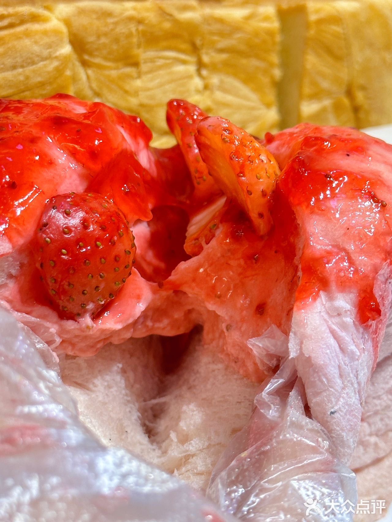 一口沦陷！草莓🍓新品太绝了！